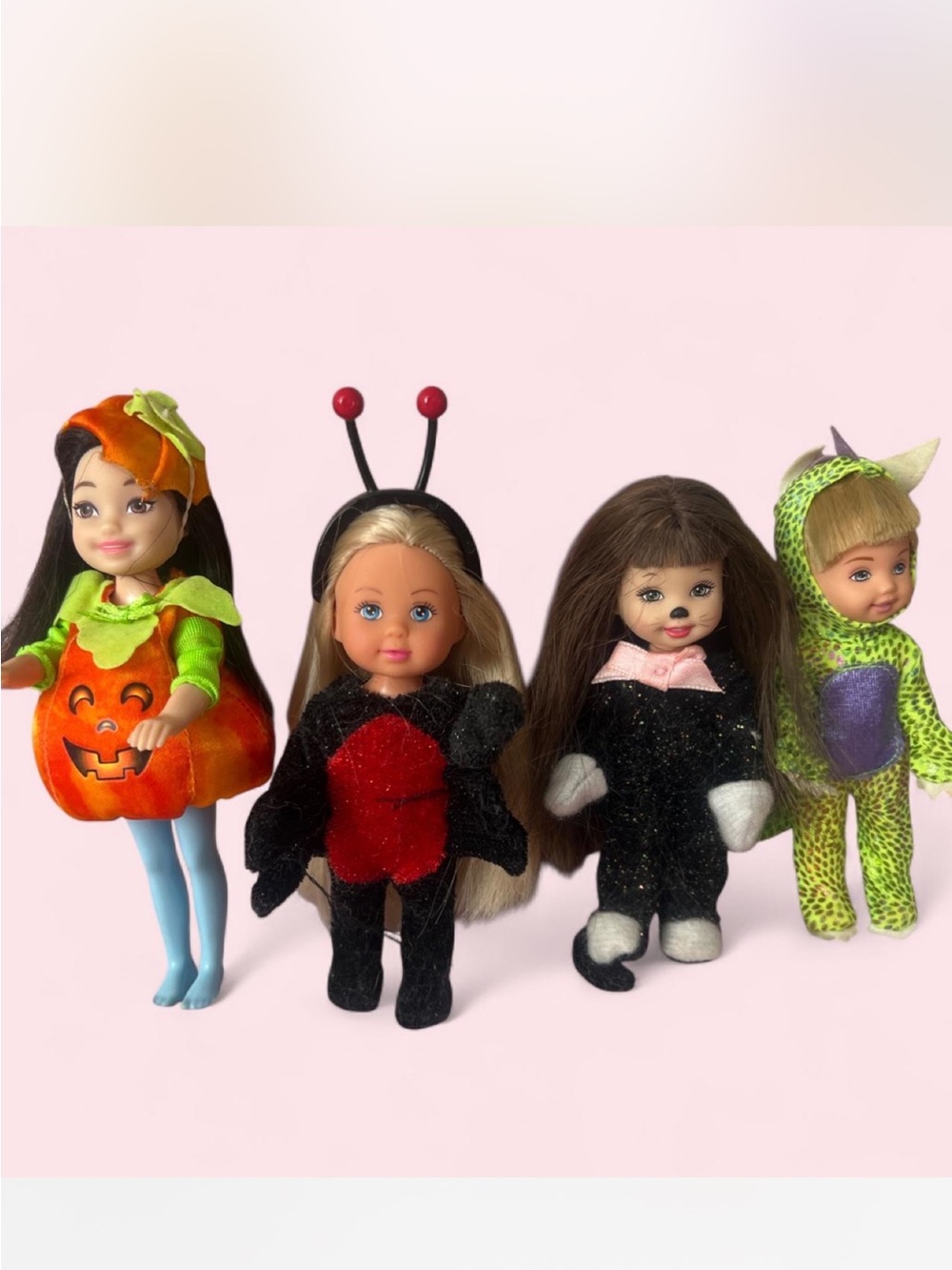 Barbie & Friends Halloween 🎃 Party #trickortreat #barbie #vintage